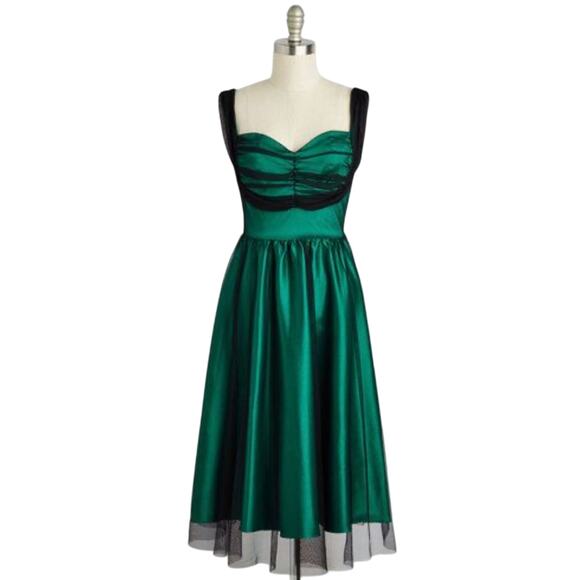 Stop Staring! Women's 6 Emerald Green Fit & Flare Party Dress Vintage-Inspired - Picture 13 of 13